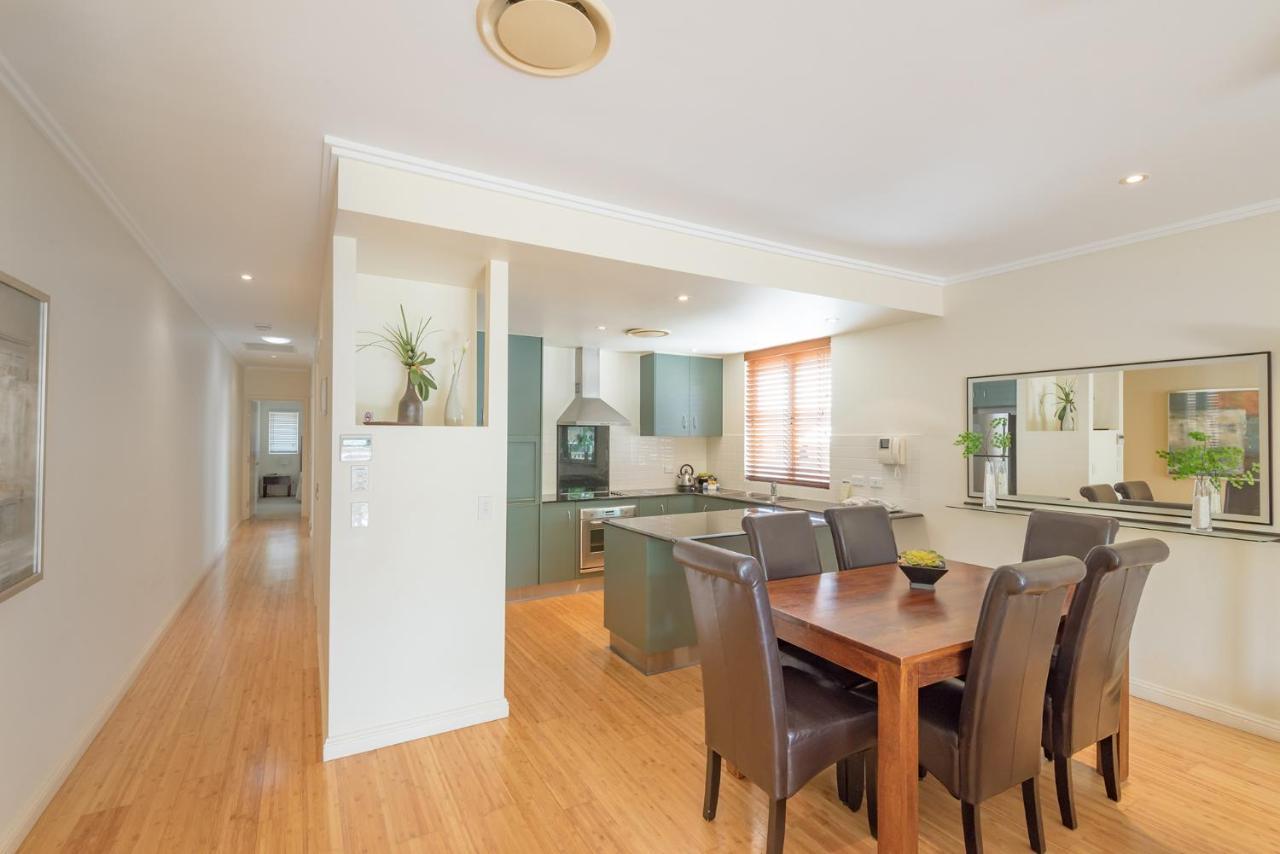 Colonial Resort Noosa Sunshine Coast Luaran gambar